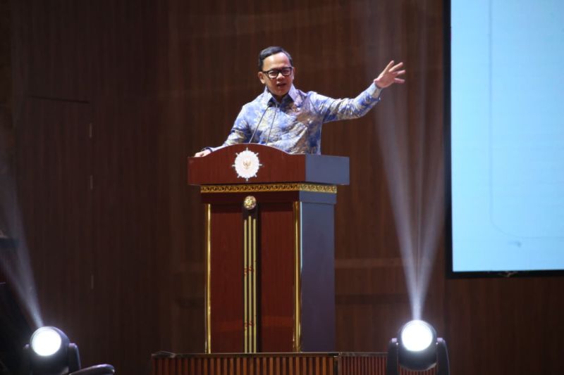 Wamendagri: Kepala Daerah saat Ini Hadapi Empat Tantangan...
