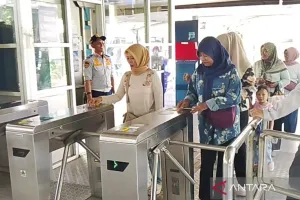 Tarif Langganan Bus Transjakarta Diusulkan Rp200.000 per Bulan, Ongkos Dinilai Lebih Terjangkau