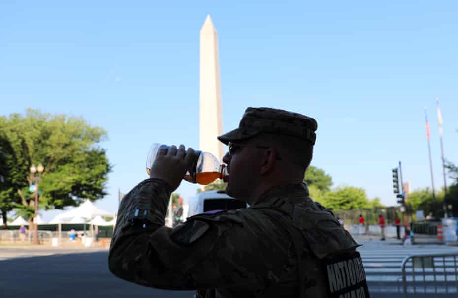 Pawai Kemerdekaan AS di Washington DC Batal karena Suhu Hampir 40° Celcius