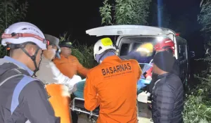Pendaki Alami Hipotermia di...