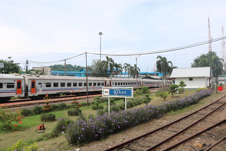PT KAI Catat Tiga Stasiun Hubungkan Pelabuhan Layani 3,88...