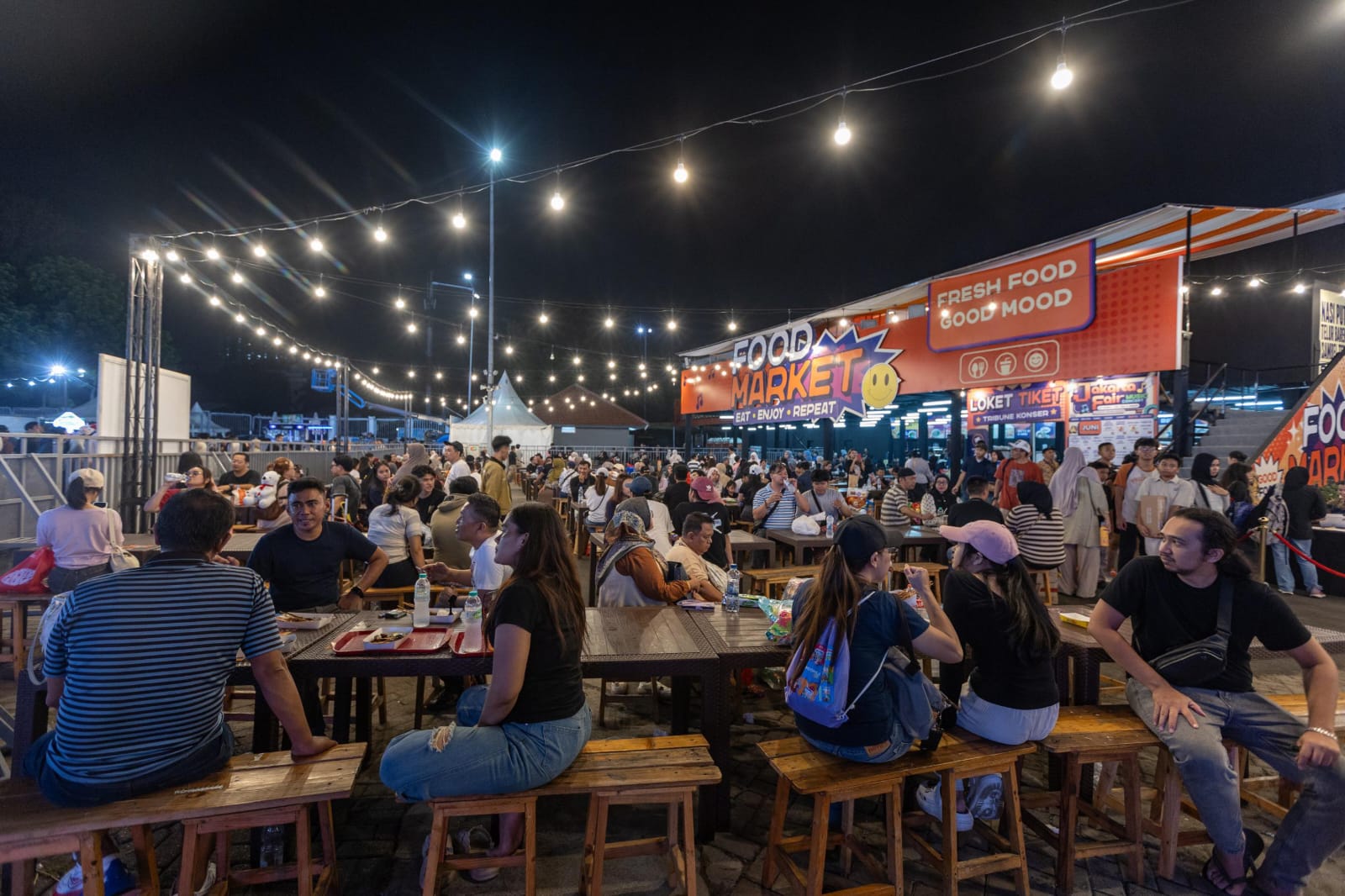 7 Spot Kuliner Jakarta Fair 2026 yang Wajib Dikunjungi di...