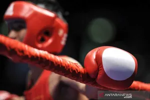 Fredrik Memberikan Kemenangan Kedua bagi Tim Indonesia di Asian Boxing