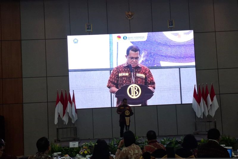 Gubernur NTT Pastikan Larangan Isi BBM bagi Penunggak Paj...