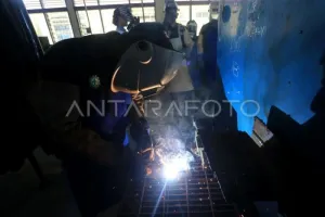 Indonesia Ikuti Kompetisi K...
