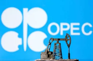 OPEC+ Sepakat Naikkan Kuota...