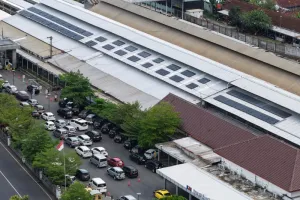 Pakai Energi Surya, KAI Pur...