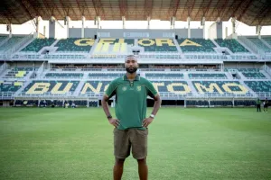 Persebaya Datangkan Bek Asal Tanjung Verde, Yuran Fernandes