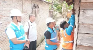 Pertahankan Tarif Listrik, ...