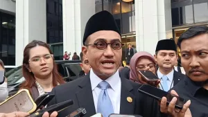 OJK Jatuhkan Denda kepada 1...