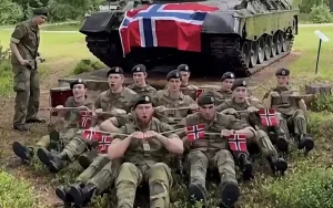 Viral di Medsos! Militer No...