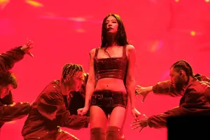 Lagu "Dracula" versi Jennie Remix Naik ke Peringkat 8 Billboard 100
