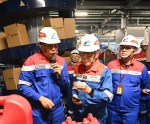 Penuhi Pasokan Oli ke Indonesia Timur, Pertamina Lubricants Perkuat Production Unit Gresik