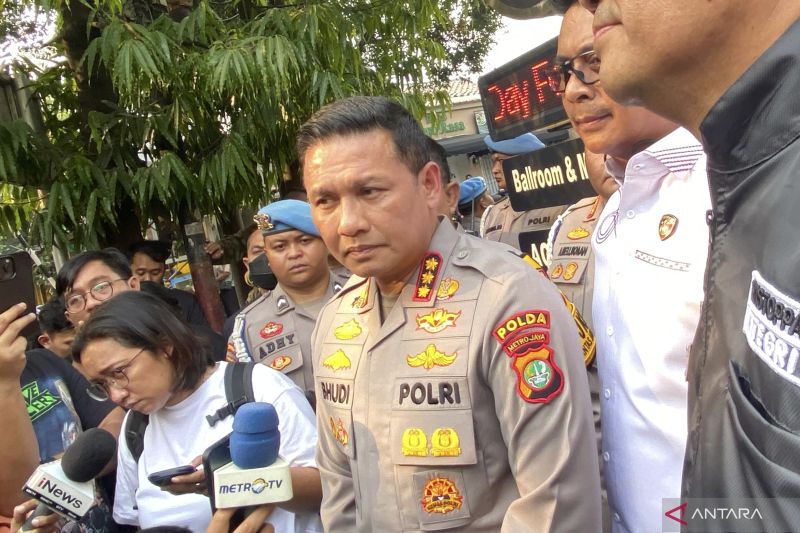 Polri Geledah 12 Lokasi Terkait Dugaan Korupsi dan TPPU L...