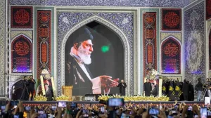 AS dan Iran Saling Melancar...