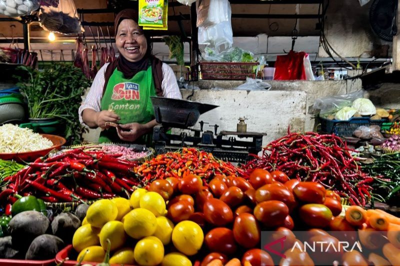 Disperindag Babel Pastikan Stok Cabai dan Bawang Cukup