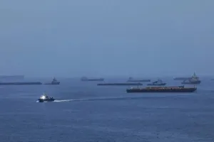 Iran Klaim Lalu Lintas Pelayaran di Selat Hormuz Pulih 50 Persen, Kapal-kapal Diizinkan Melintas