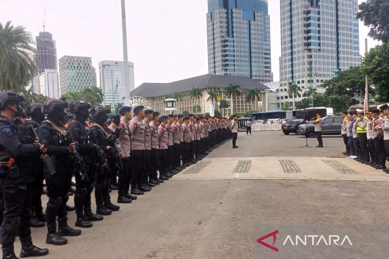 Ratusan Aparat Disiagakan Amankan Unjuk Rasa di Jakpus
