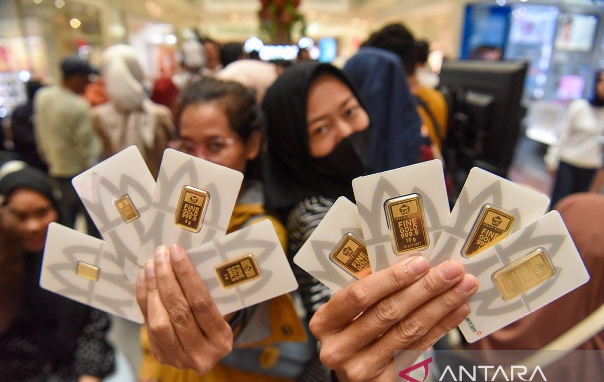 Harga Emas Antam Sabtu Ini Naik Rp5.000 Jadi Rp2.655.000/Gram
