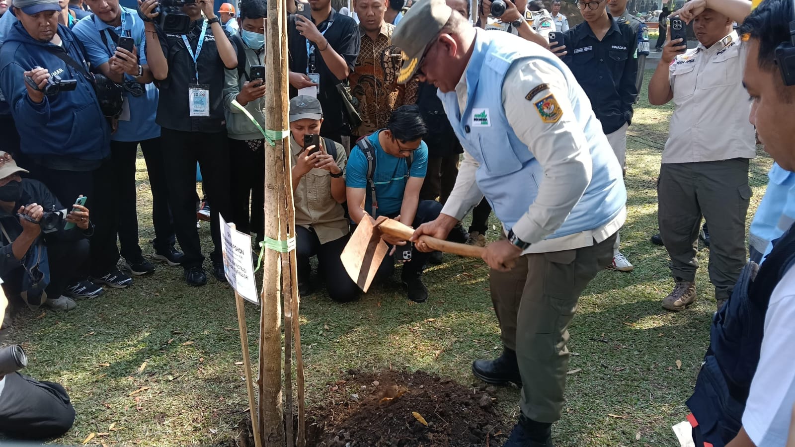 Kemendagri Dorong Satpol PP dan Satlinmas Jadi Garda Wujudkan Indonesia Bebas Sampah