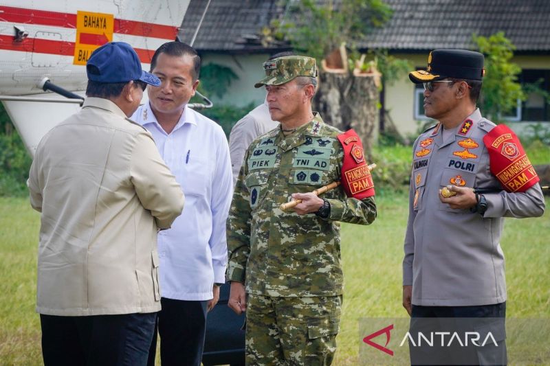 Presiden Prabowo Titipkan 5 Pesan untuk Warga NTB Usai Resmikan Bendungan Meninting.