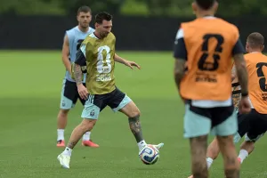 Scaloni Yakin Messi Tetap Pemain Terbaik Dunia Meski Sudah Berusia 39 Tahun