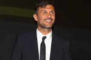 Paolo Maldini Resmi Jadi Direktur Teknis FIGC, Pimpin Proyek Italia Menuju Piala Dunia 2030