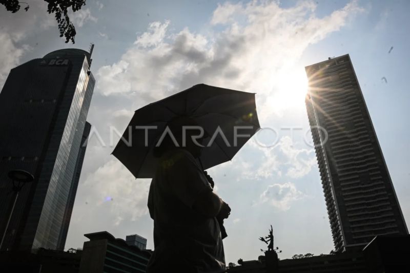BMKG Prakirakan Jakarta Cerah hingga Berawan pada Senin (...