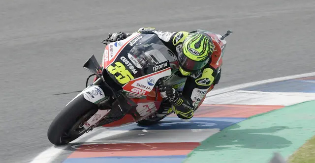 Kabar Gembira untuk Publik Silverstone: Cal Crutchlow Amb...