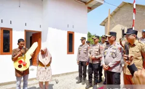 Polda Babel Gelar Program Bedah Rumah Korban Kebakaran di Bangka Barat