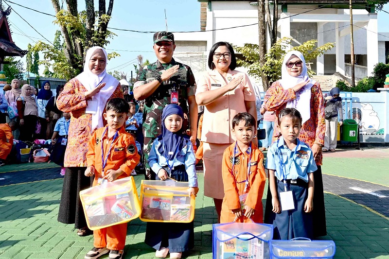 Tanamkan Karakter Sejak Hari Pertama, MPLS Sekolah Angkasa Lanud Sjamsudin Noor Diwarnai Keceriaan dan Semangat Belajar.