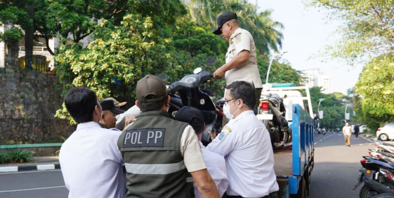 ASN Bandel Banget! Rabu Wajib Naik Transportasi Malah Baw...