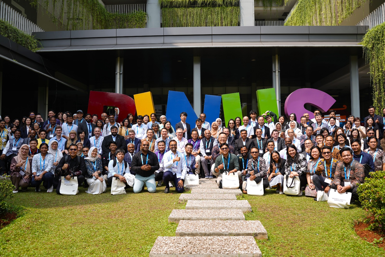 BINUS University Jadi Tuan Rumah SAP Academic Community C...