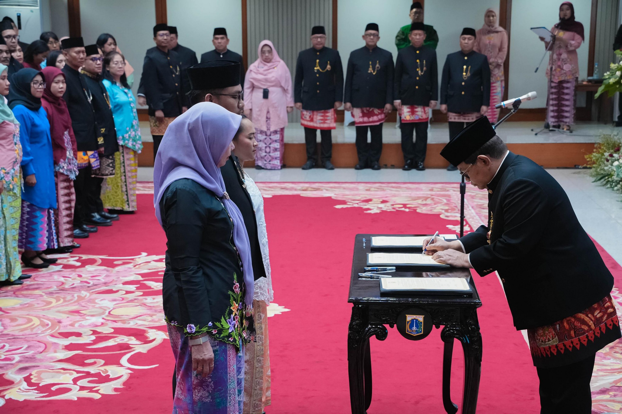Gubernur Pramono Lantik 239 Pejabat Fungsional Pemprov DK...