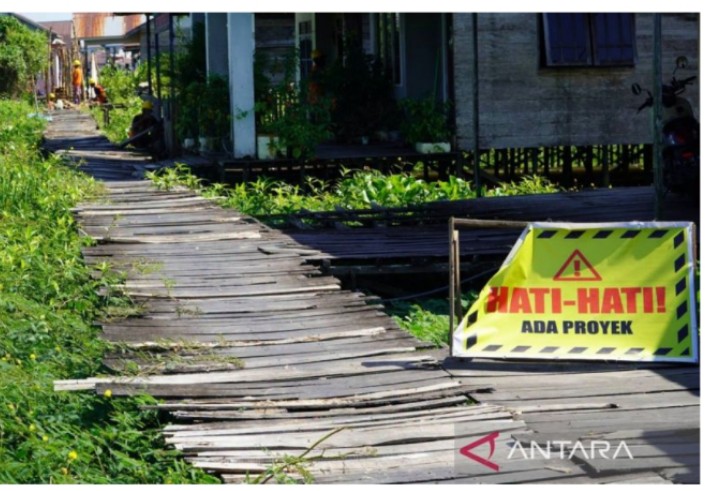 jembatan Kayu Ratusan Meter Dibangun Pemkot Banjarmasin