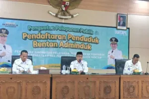Jemput Bola Layanan Kependudukan bagi Warga Rentan di Wilayah Madiun