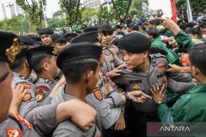 Polda Metro Jaya Kerahkan Ratusan Personel Disiagakan untuk Pengamanan Dua Unjuk Rasa di Jakpus