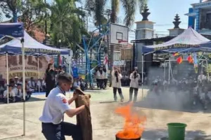 Sosialisasi Mitigasi Bencana kepada Siswa Peserta MPLS di Magetan
