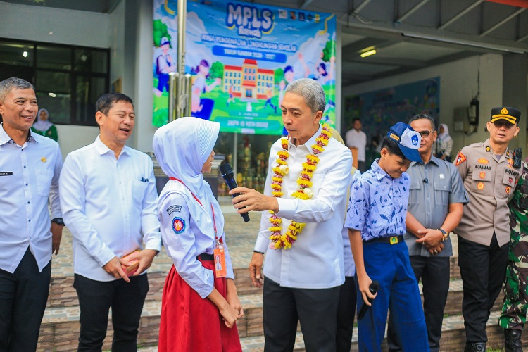 Wali Kota Bogor Ajak Pelajar Peduli Lingkungan Lewat Gera...