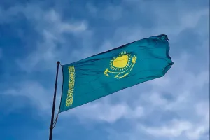 Wisatawan Asal Kazakhstan K...