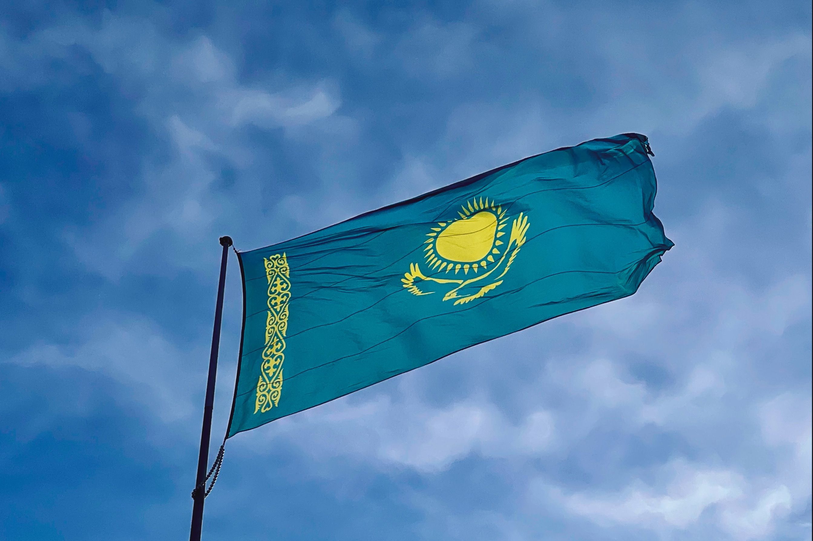Wisatawan Asal Kazakhstan Kini Bisa Liburan ke Indonesia ...