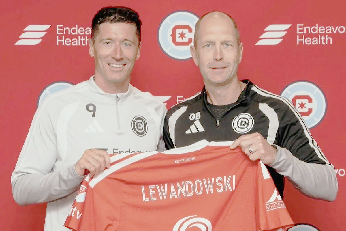 Resmi Gabung Chicago Fire, ...