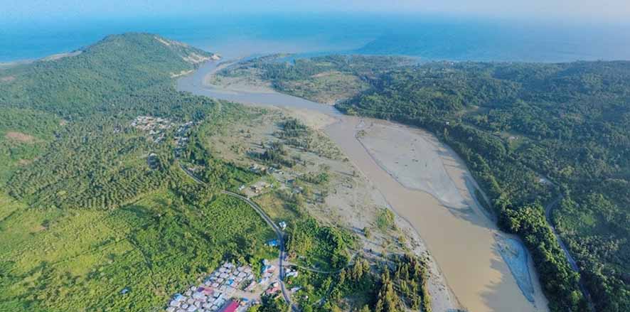 Sungai Bongka, Geowisata yang Lahir dari Benturan Tiga L...