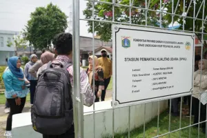Polusi Udara Jakarta Membur...