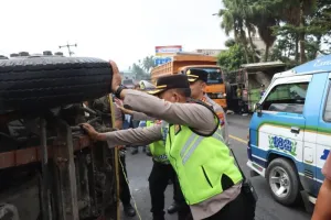 Tabrakan Beruntun di Sibolangit, Deli Serdang Diduga akibat Truk Rem Blong