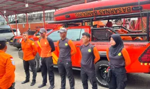 Tim SAR Kerahkan 11 Persone...