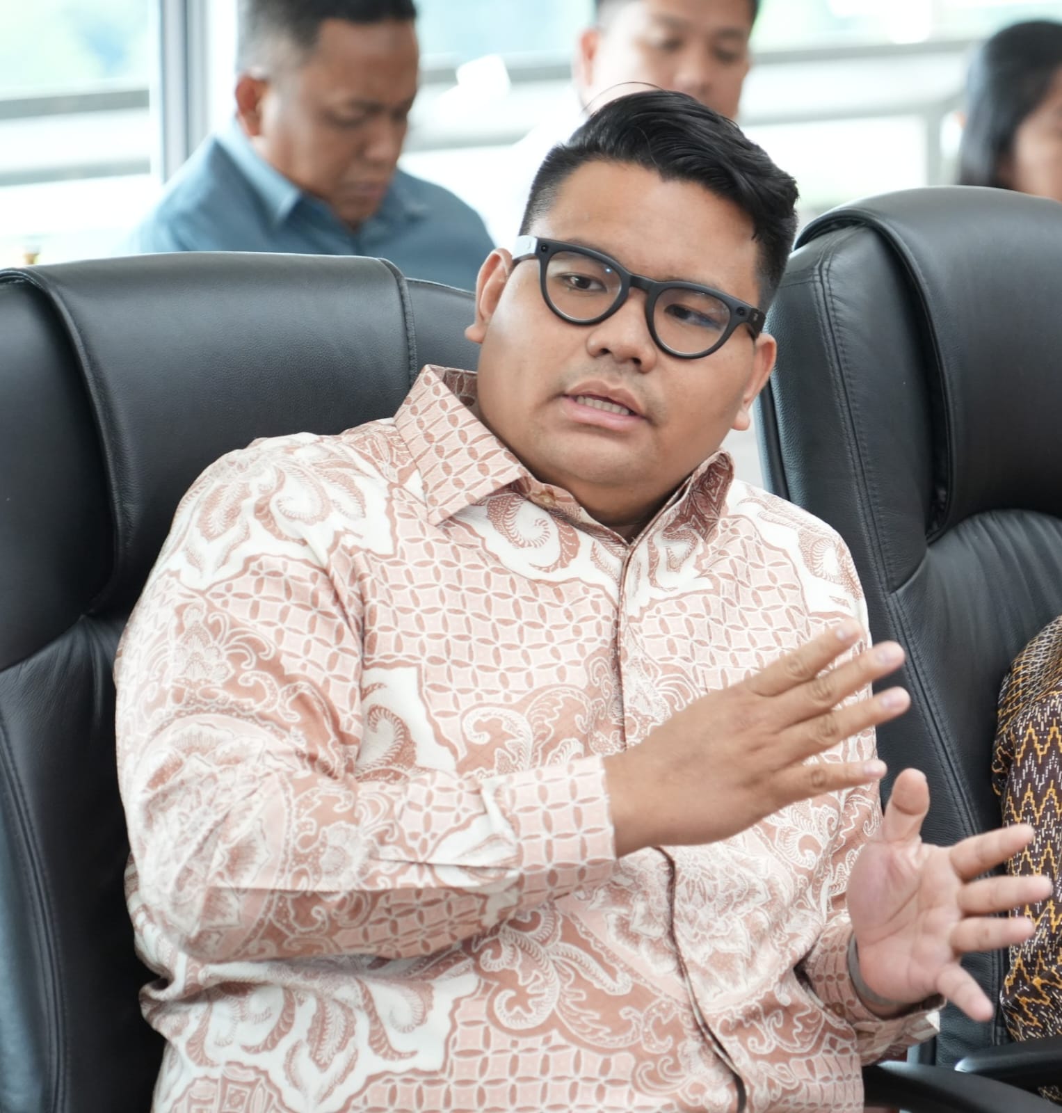 WaKil Ketua MPR RI A.M. Akbar Supratman Siap Kawal Percep...