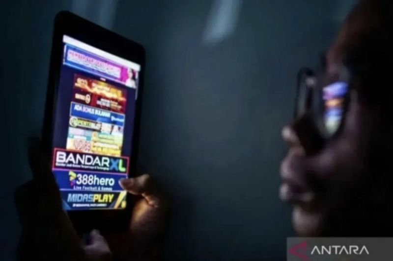 Waspada! Pola Promosi Judol Berubah, Media Sosial Jadi Sa...