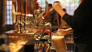 Perangi Miras Oplosan, Ilmuwan Kembangkan Teknologi Laser untuk Deteksi Alkohol Palsu