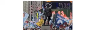 Jelang Laga Final Argentina Vs Spanyol, Ribuan Suporter Tim Tango Padati Times Square New York